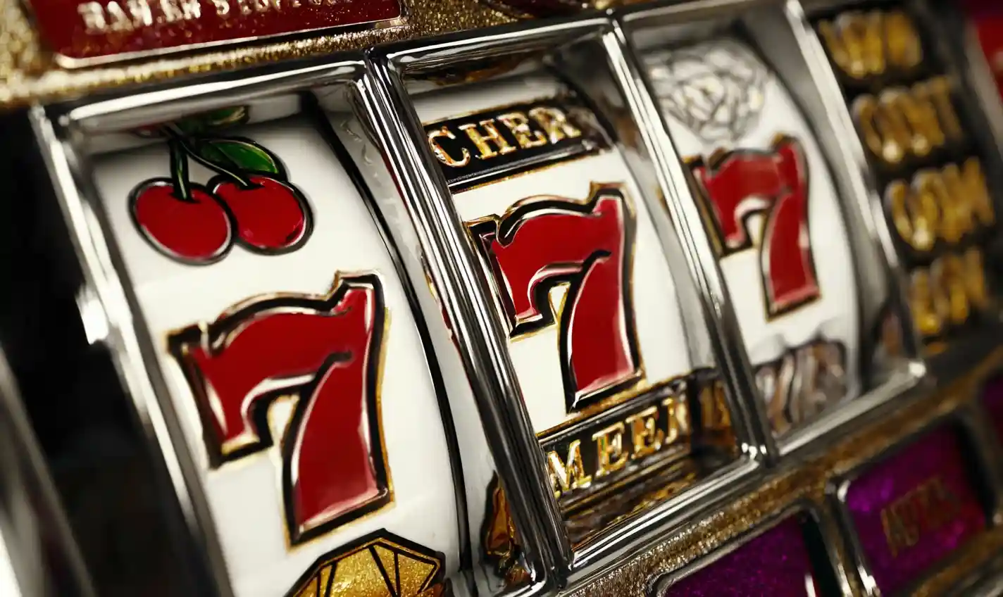 Estratehiya: James Bond Roulette Strategy